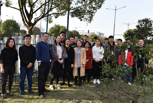 植树节图片3.png